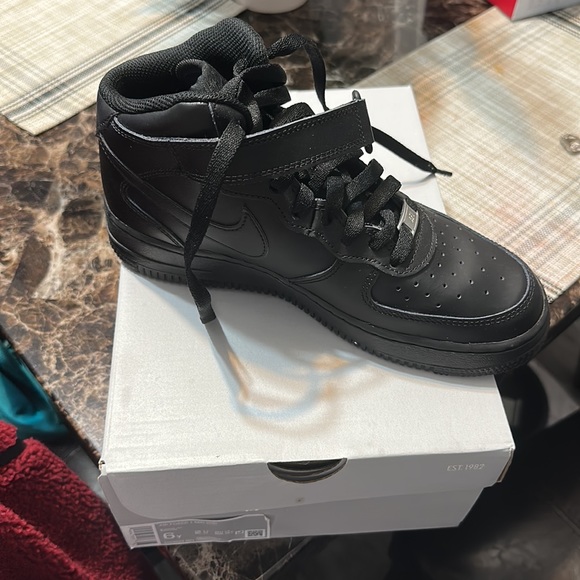 Air Force 1 high top ! - Picture 3 of 3